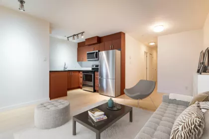 102 930 W 16th Avenue, Vancouver, BC, Vancouver — Apartment/Condo for sale