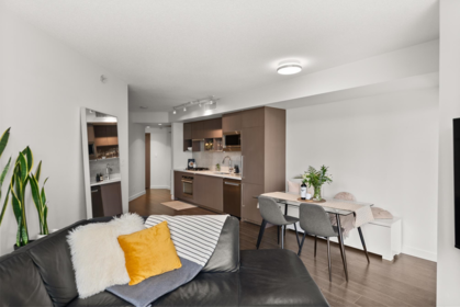 820 68 Smithe Street, Vancouver, BC, Vancouver — Apartment/Condo for sale