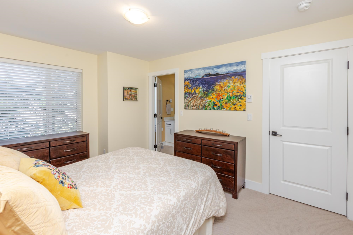 Basement Recreation Room Photo of 45 16433 19 Avenue, Surrey, BC