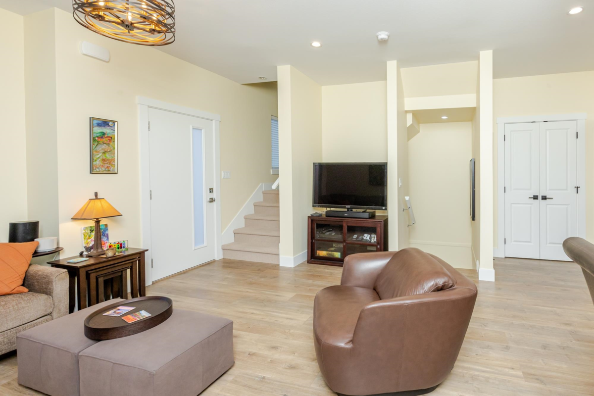 Pantry Photo of 45 16433 19 Avenue, Surrey, BC