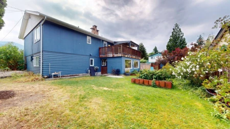 41599 Cottonwood Road, Squamish, BC, Squamish — Single Family Residence for sale