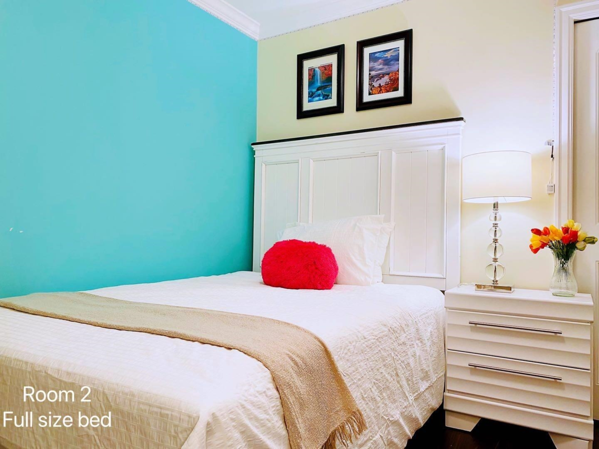 Kitchen Island Photo of 6451 Beatrice Street, Vancouver, BC
