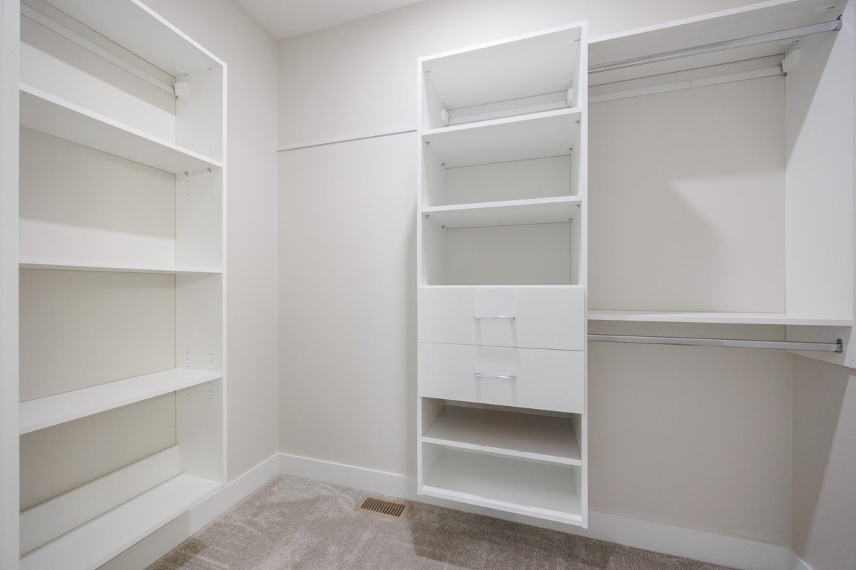 Kitchen Photo of 102 6211 Chilliwack River Road, Chilliwack, BC