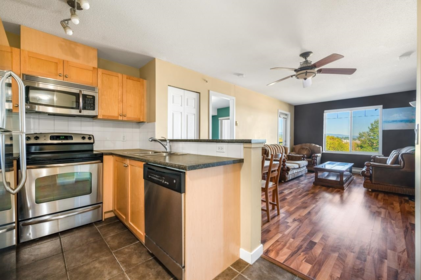 3413 240 Sherbrooke Street, New Westminster, BC, New Westminster — Apartment/Condo for sale