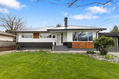 46160 Larch Avenue, Chilliwack, BC, Chilliwack — Single Family Residence for sale