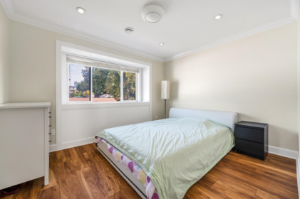 Laundry Room Photo of 4215 Watling Street, Burnaby, BC
