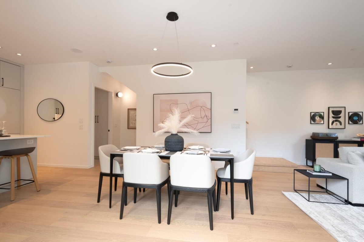 Bedroom 2 Photo of 122 E 17th Avenue, Vancouver, BC