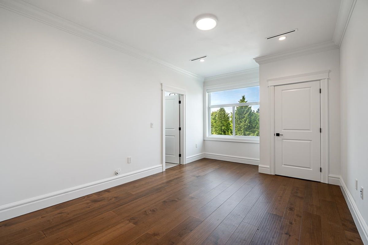 Staircase Photo of 1696 166a Street, Surrey, BC