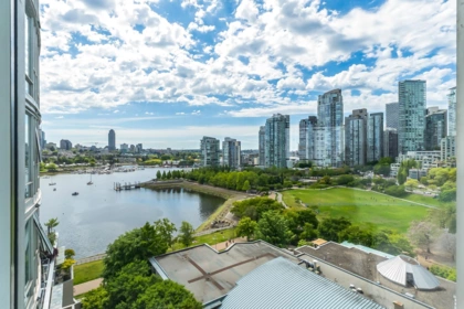 1605 1383 Marinaside Crescent, Vancouver, BC, Vancouver — Apartment/Condo for sale