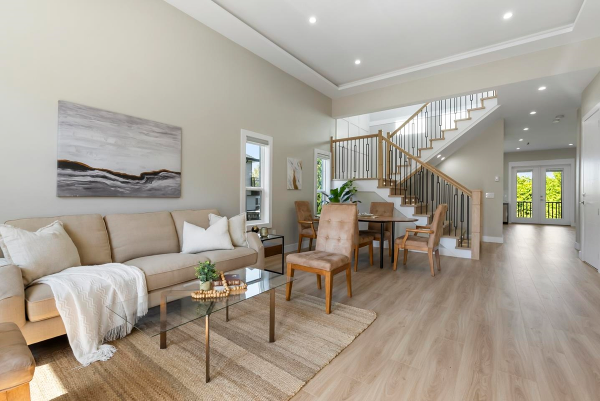Dining Area Photo of 13955 60a Avenue, Surrey, BC