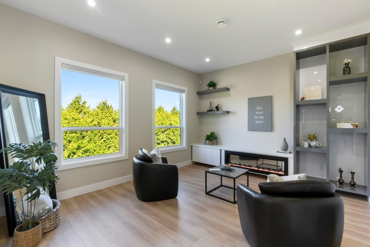 Kitchen Island Photo of 13955 60a Avenue, Surrey, BC