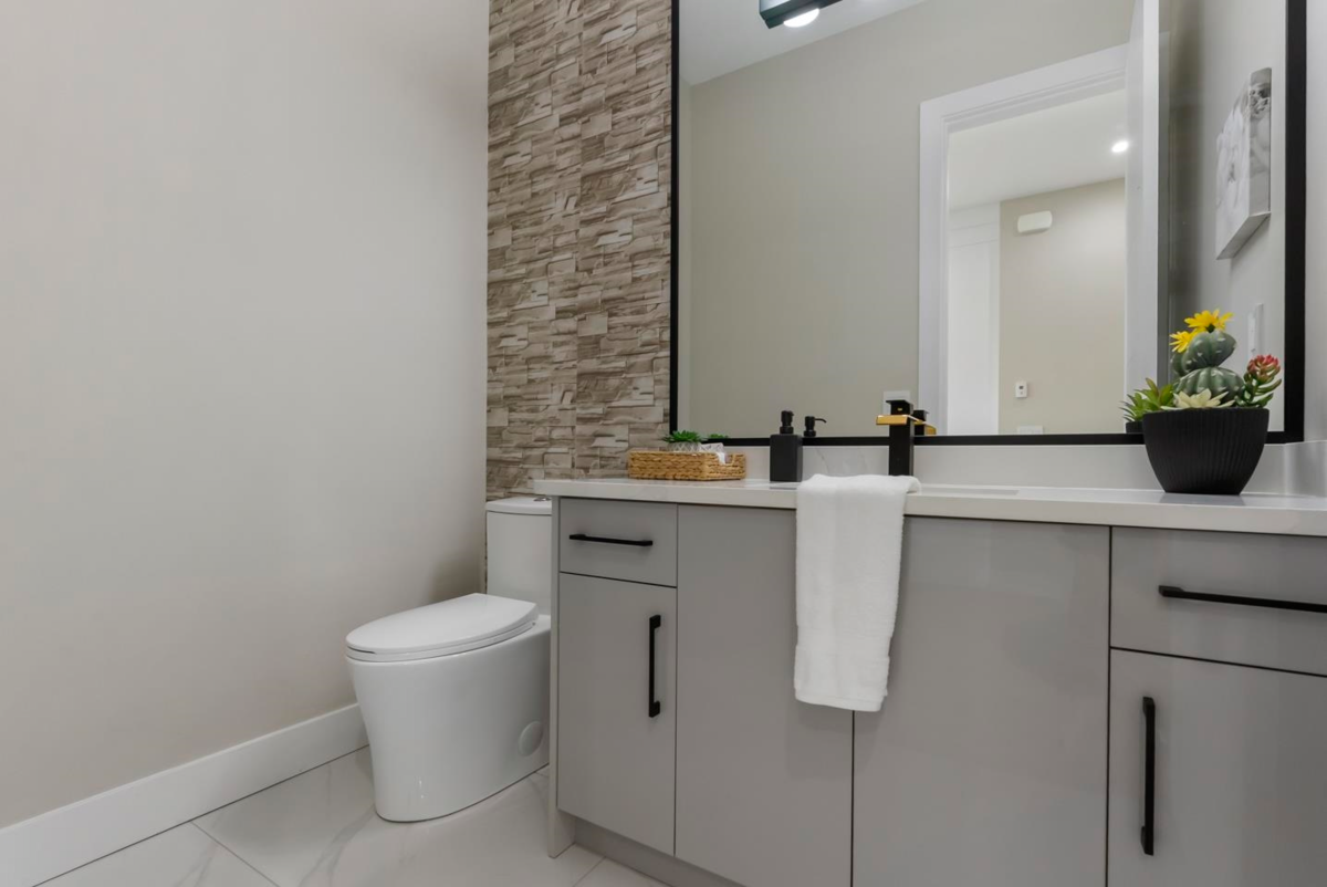 Powder Room Photo of 13955 60a Avenue, Surrey, BC