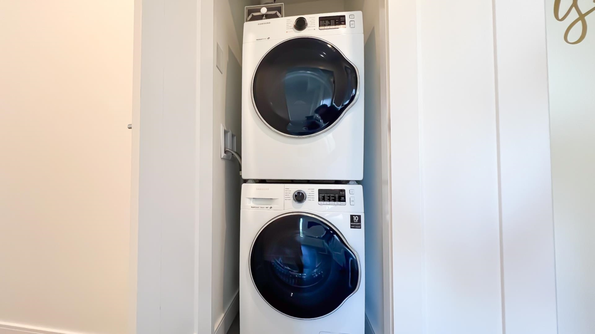 Powder Room Photo of 402 488 W 58th Avenue, Vancouver, BC