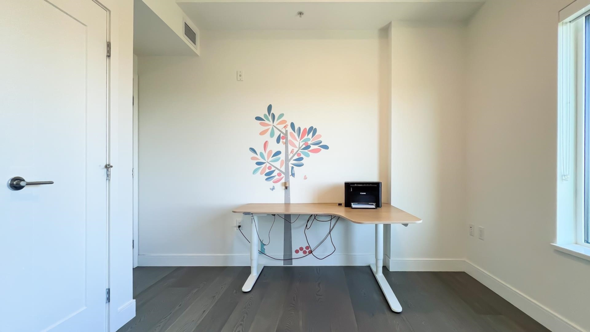 Walk-In Closet Photo of 402 488 W 58th Avenue, Vancouver, BC