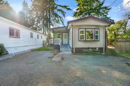 45 9132 120 Street, Surrey, BC, Surrey — Manufactured Home for sale