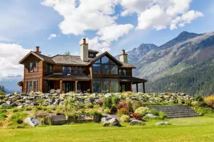 Front Yard Photo of 9115 Pemberton Meadows Road, Pemberton, BC