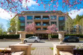 300 533 Waters Edge Crescent, West Vancouver, BC