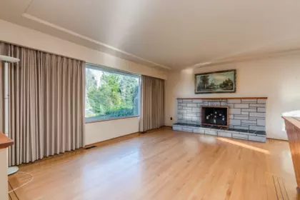 7046 Hillview Street, Burnaby, BC