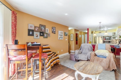 Primary Bedroom Photo of 318 15110 108 Avenue, Surrey, BC