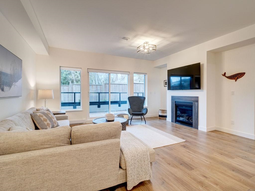 Exterior Rear Photo of 201 710 School Road, Gibsons, BC