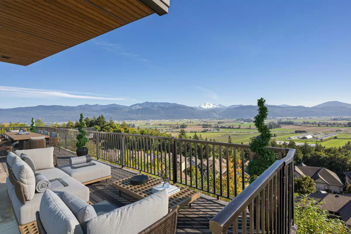 Primary Bedroom Photo of 36420 Epworth Court, Abbotsford, BC