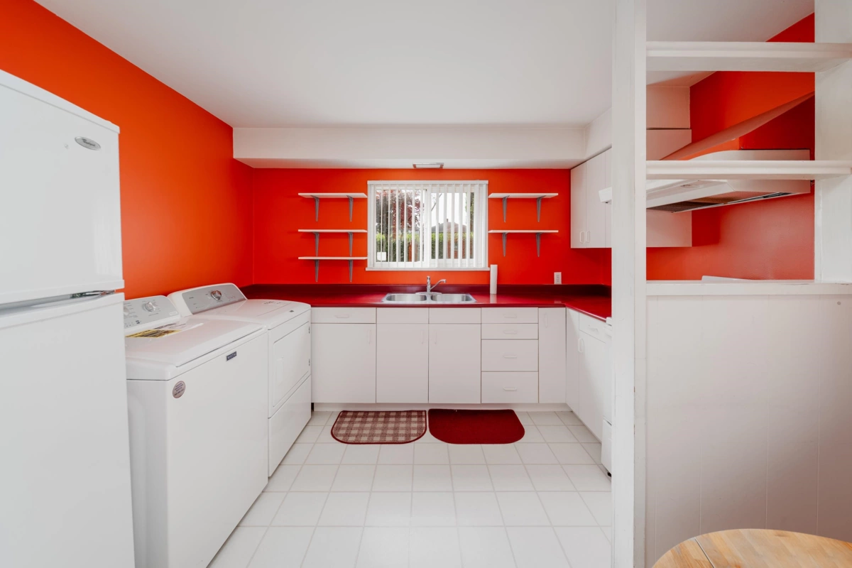 Breakfast Nook Photo of 3089 E 1st Avenue, Vancouver, BC