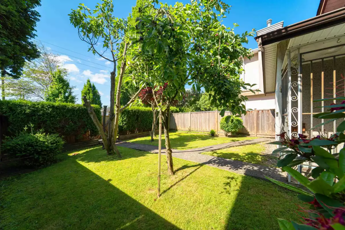 Family Room Photo of 3089 E 1st Avenue, Vancouver, BC