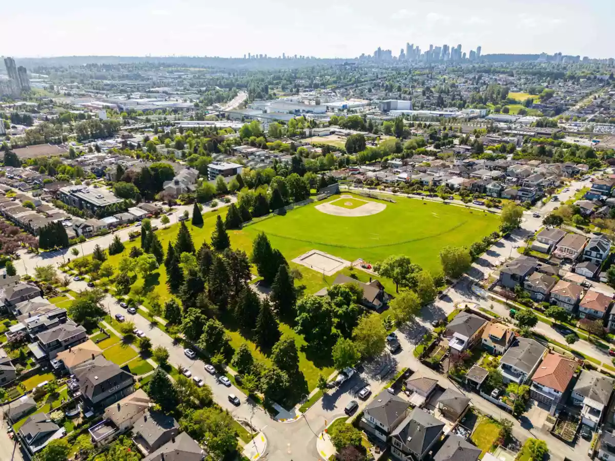 Hallway Photo of 3089 E 1st Avenue, Vancouver, BC