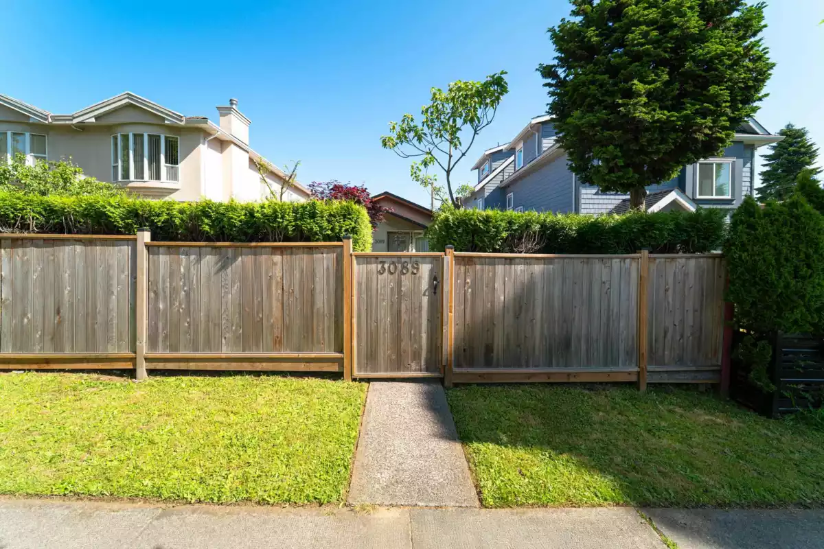 Laundry Room Photo of 3089 E 1st Avenue, Vancouver, BC