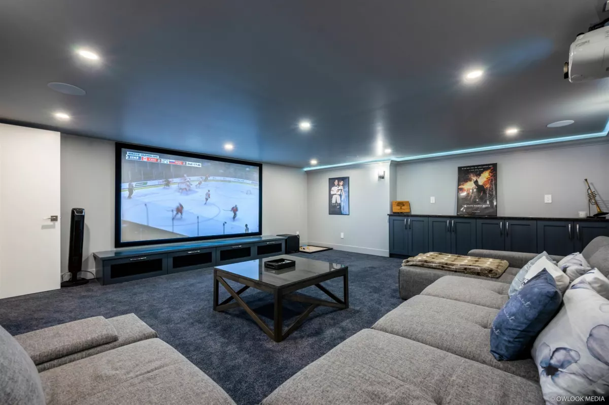 Basement Recreation Room Photo of 12901 92a Avenue, Surrey, BC