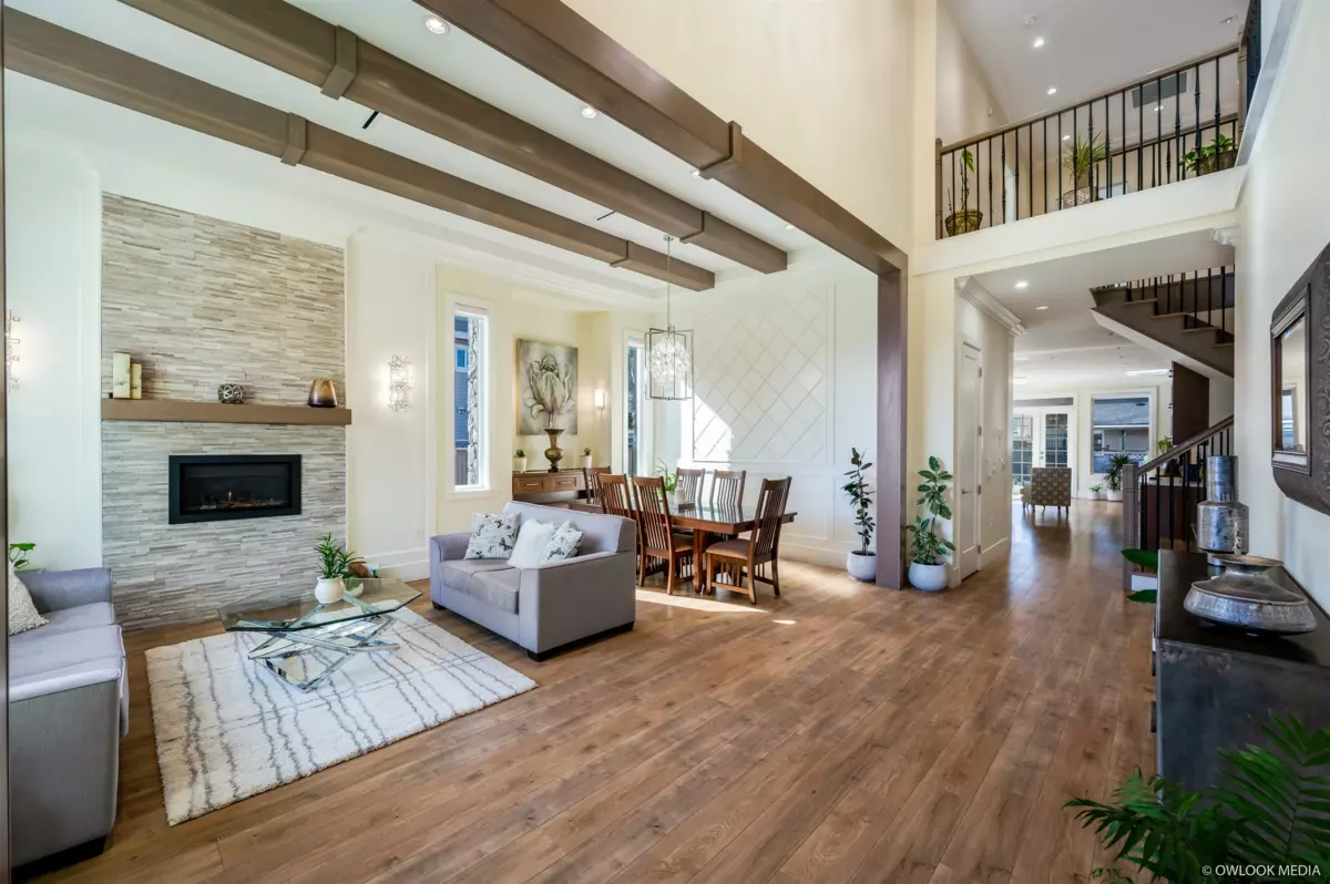 Family Room Photo of 12901 92a Avenue, Surrey, BC