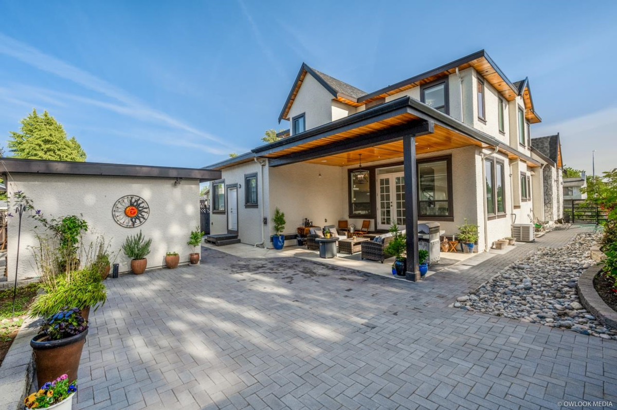 Neighborhood Park Photo Near 12901 92a Avenue, Surrey, BC