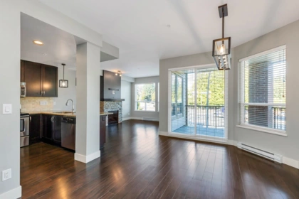 210 3192 Gladwin Road, Abbotsford, BC, Abbotsford — Apartment/Condo for sale
