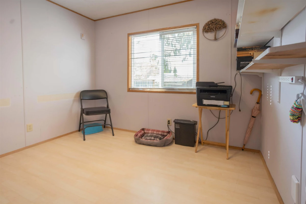 Primary Bathroom Photo of 52975 Yale Road, Rosedale, BC