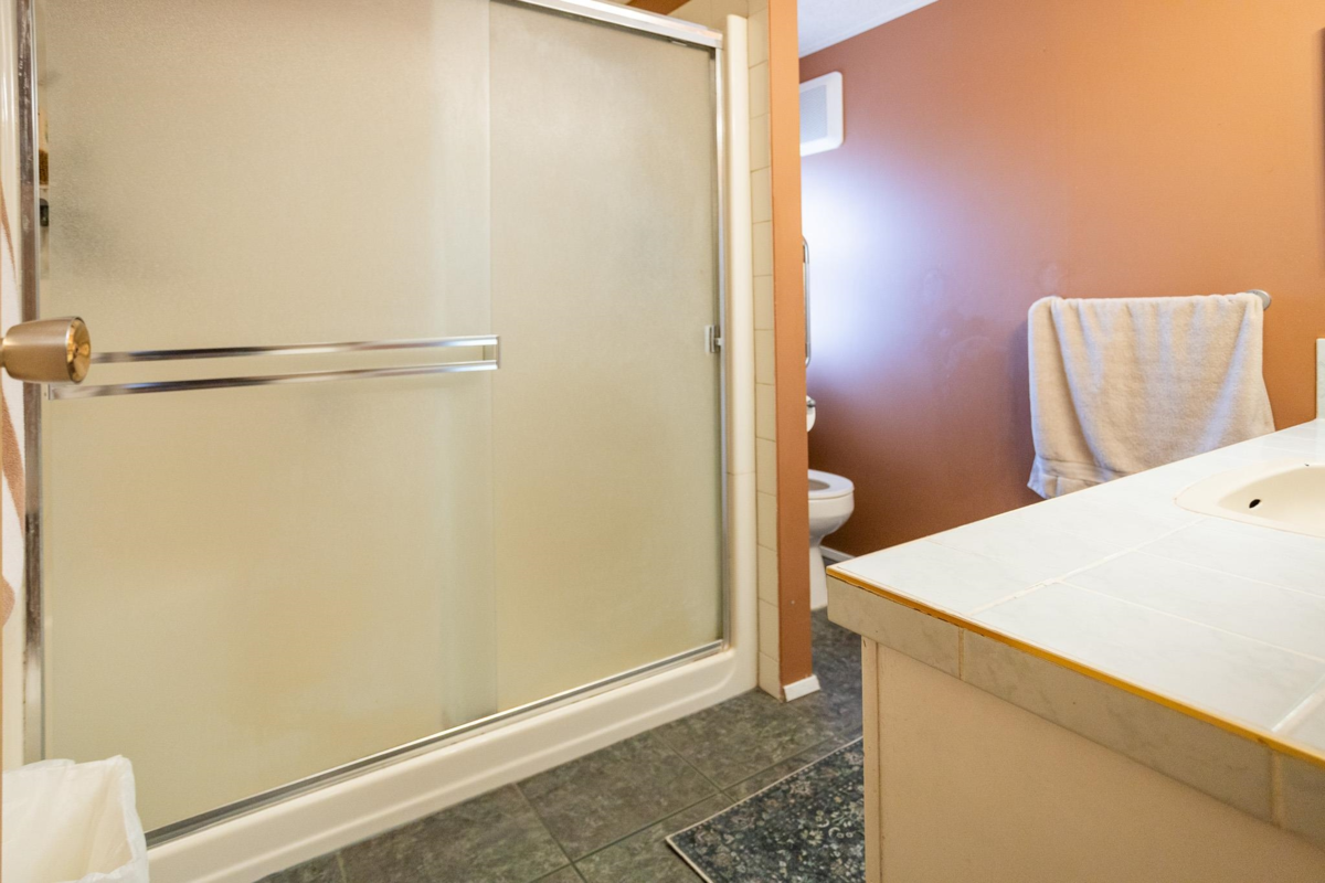 Walk-In Closet Photo of 52975 Yale Road, Rosedale, BC