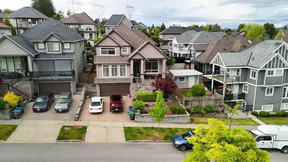 Hot Tub / Spa Photo of 18933 55 Avenue, Surrey, BC
