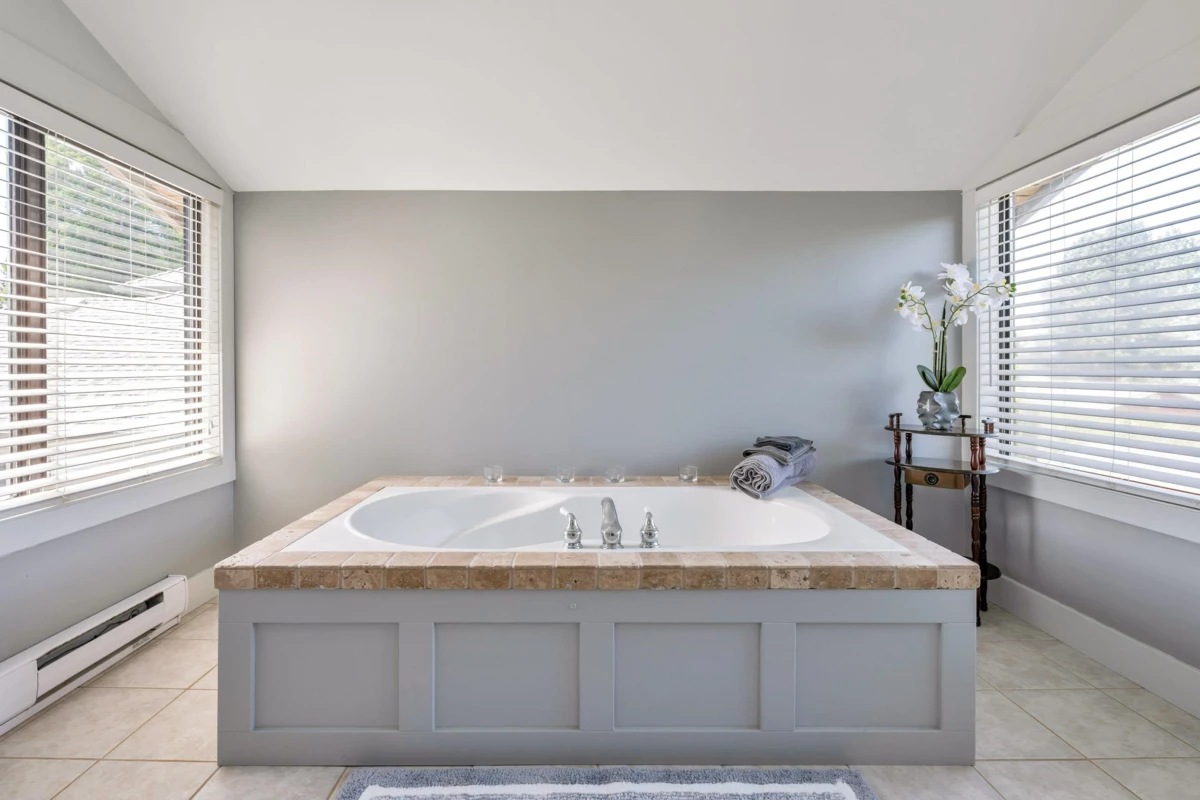 Loft / Bonus Room Photo of 21761 49a Avenue, Langley, BC