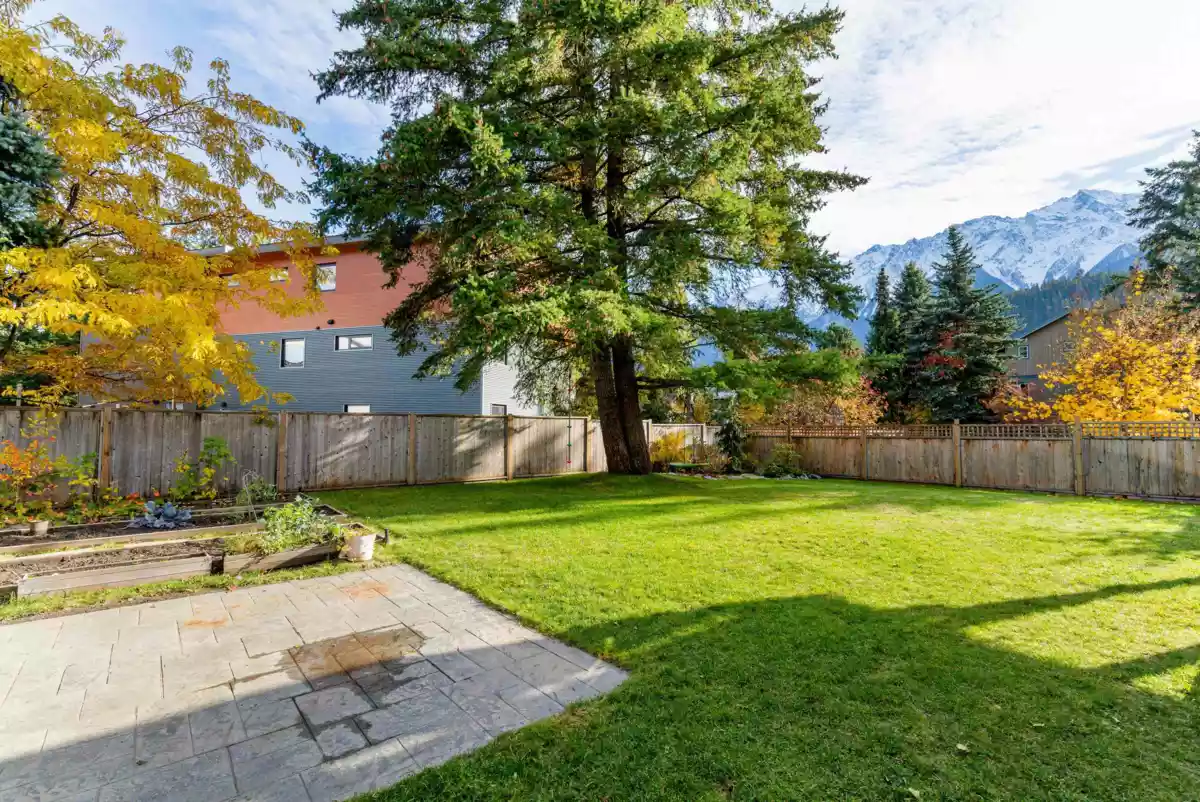 Backyard Photo of 7386 Laurel Street, Pemberton, BC