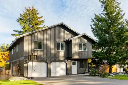 7386 Laurel Street, Pemberton, BC, Pemberton — Single Family Residence for sale