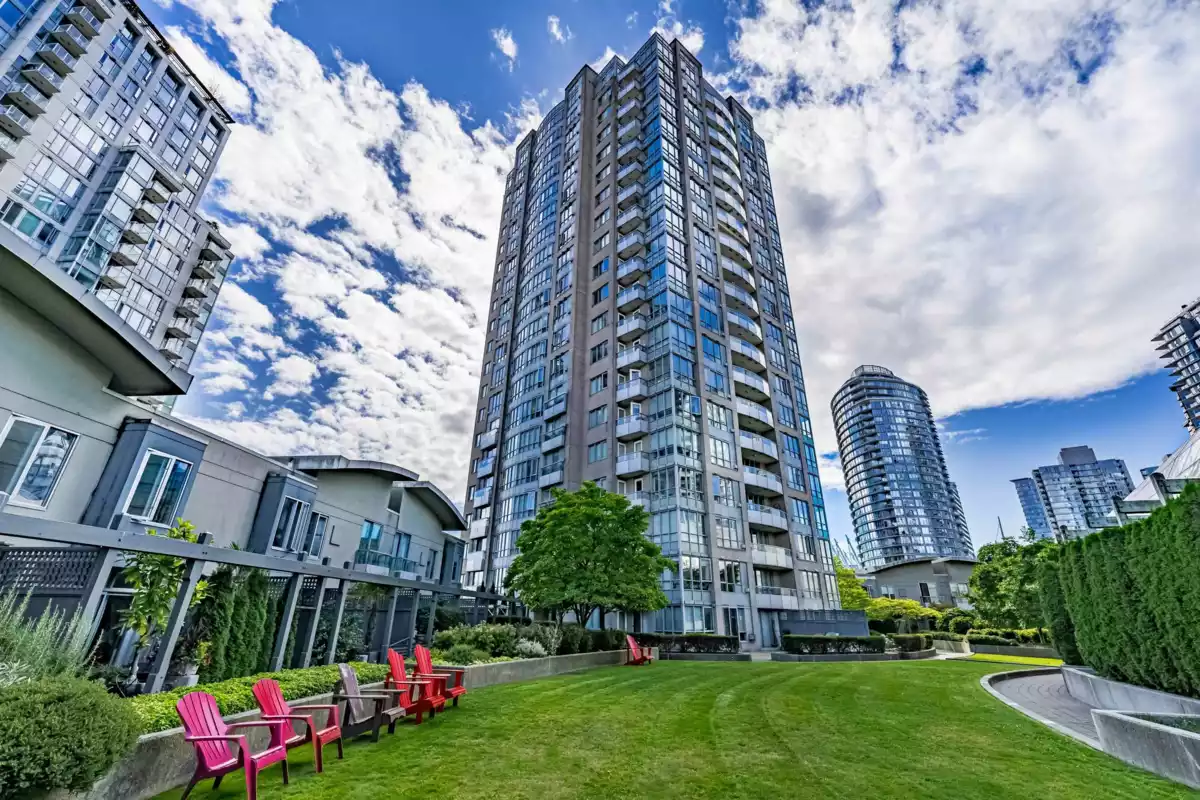 Outdoor Deck Photo of 1501 63 Keefer Place, Vancouver, BC