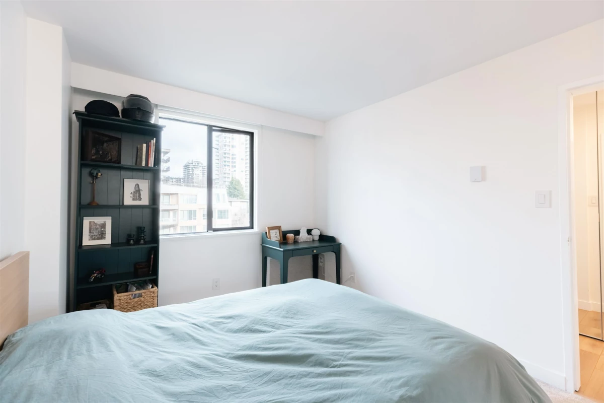 Bedroom 4 Photo of 705 444 Lonsdale Avenue, North Vancouver, BC