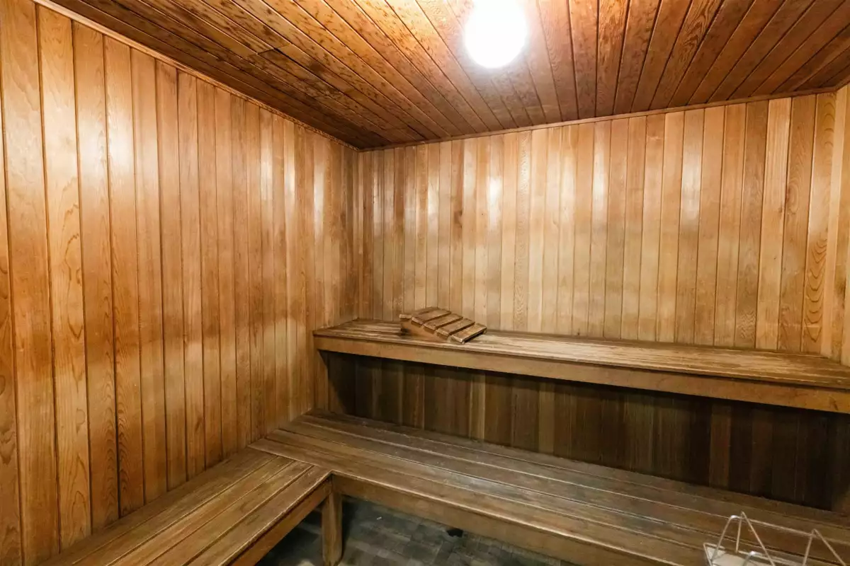 Entry Foyer Photo of 705 444 Lonsdale Avenue, North Vancouver, BC