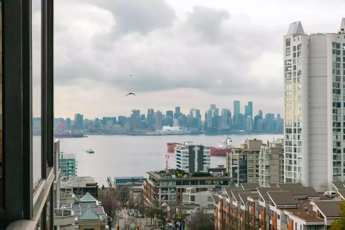 Exterior Front Photo of 705 444 Lonsdale Avenue, North Vancouver, BC