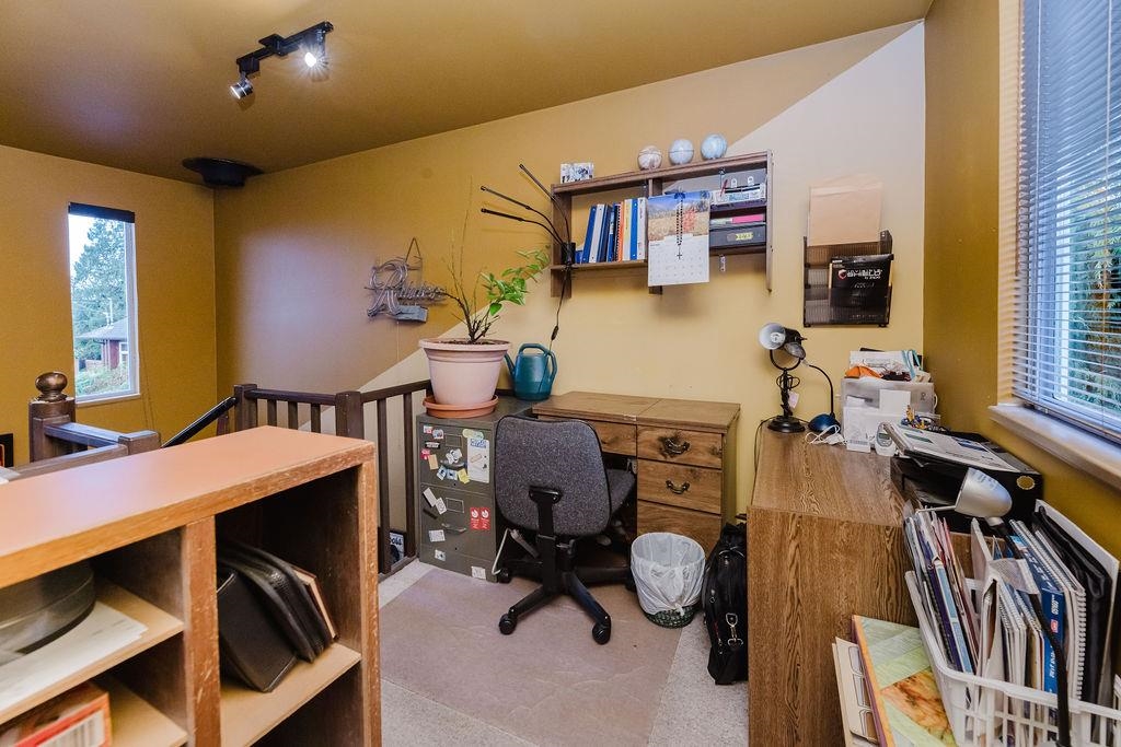 Office / Den Photo of 740 Hillcrest Road, Gibsons, BC