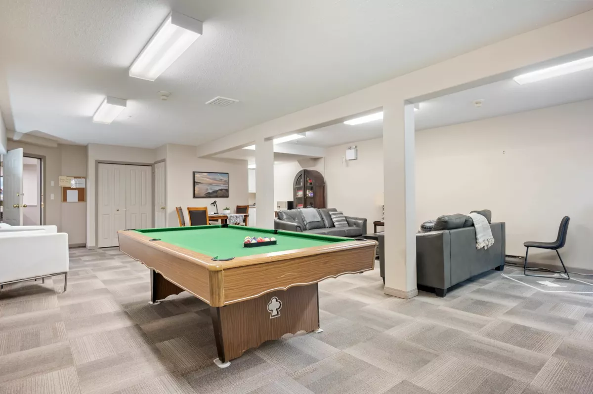 Hot Tub / Spa Photo of 307 15941 Marine Drive, White Rock, BC