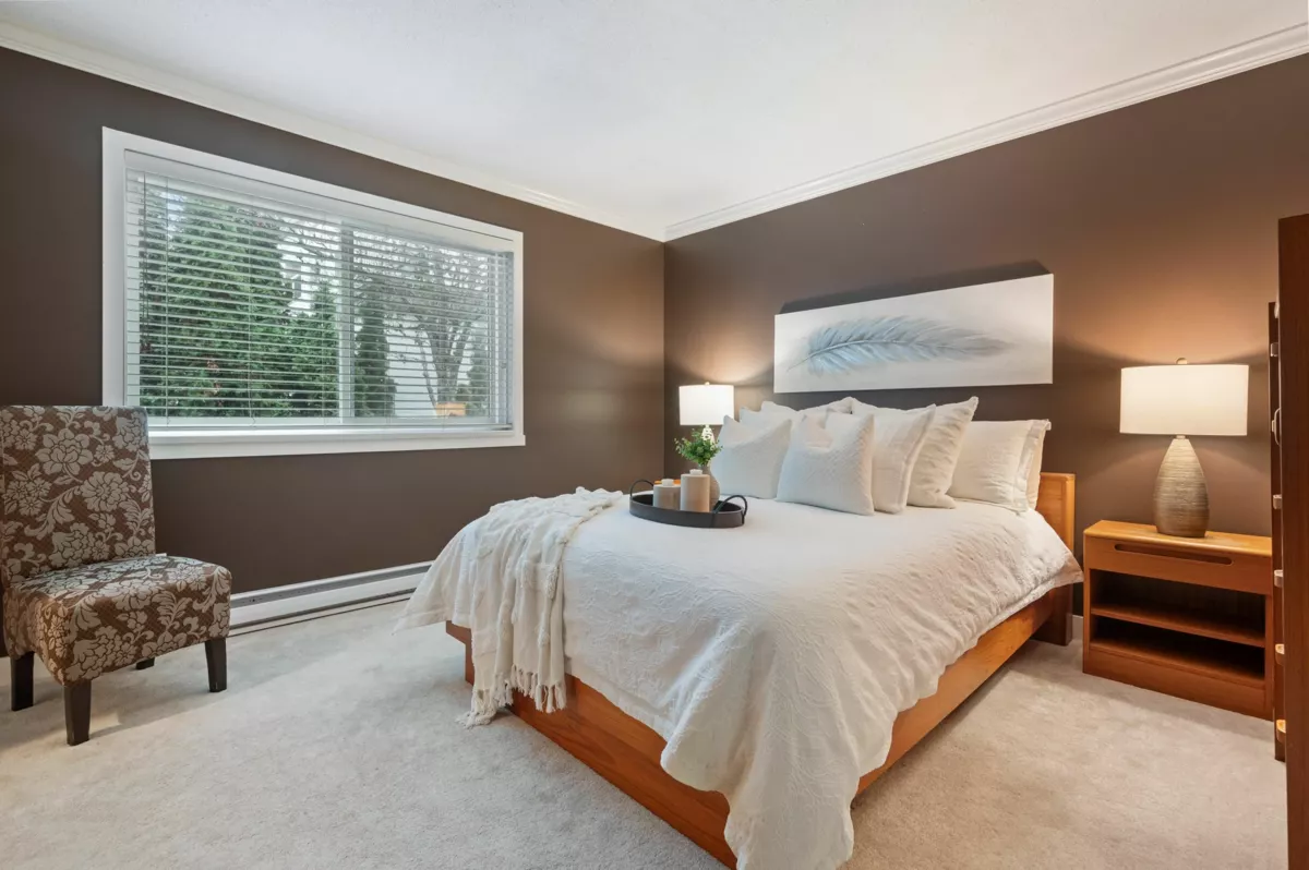 Mudroom Photo of 307 15941 Marine Drive, White Rock, BC