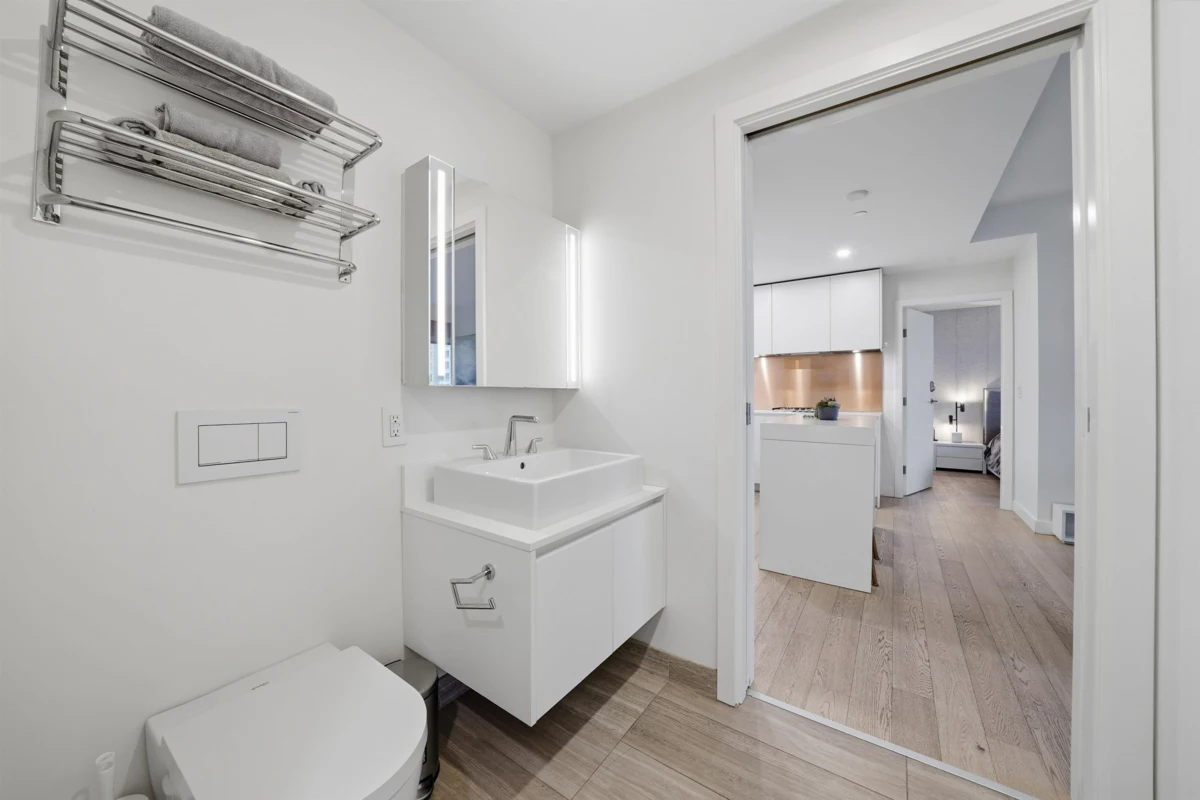 Entry Foyer Photo of 2506 1480 Howe Street, Vancouver, BC