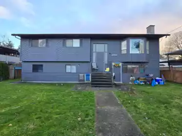 12984 64 Avenue, Surrey, BC, Panorama Ridge — 6 bed single family residence for sale