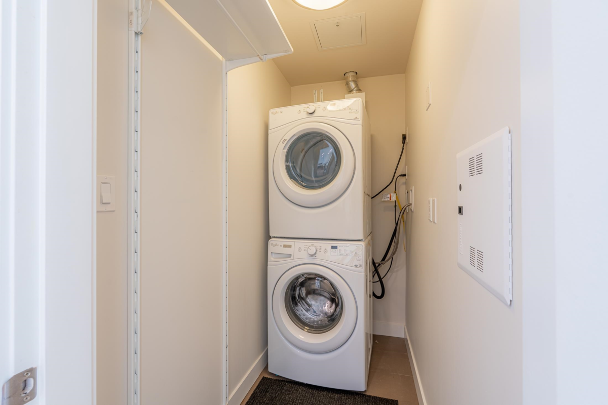 Backyard Photo of 208 875 Gibsons Way, Gibsons, BC