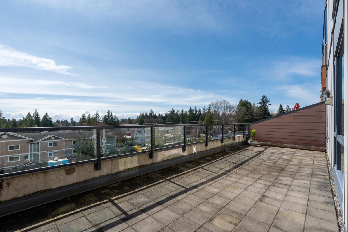 Guest Bathroom Photo of 208 875 Gibsons Way, Gibsons, BC